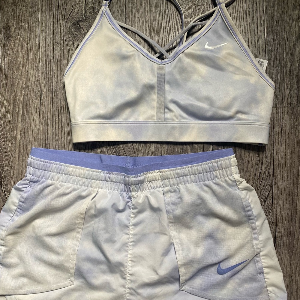 Nike Bra (S) and Shorts (XS) Matching Set!